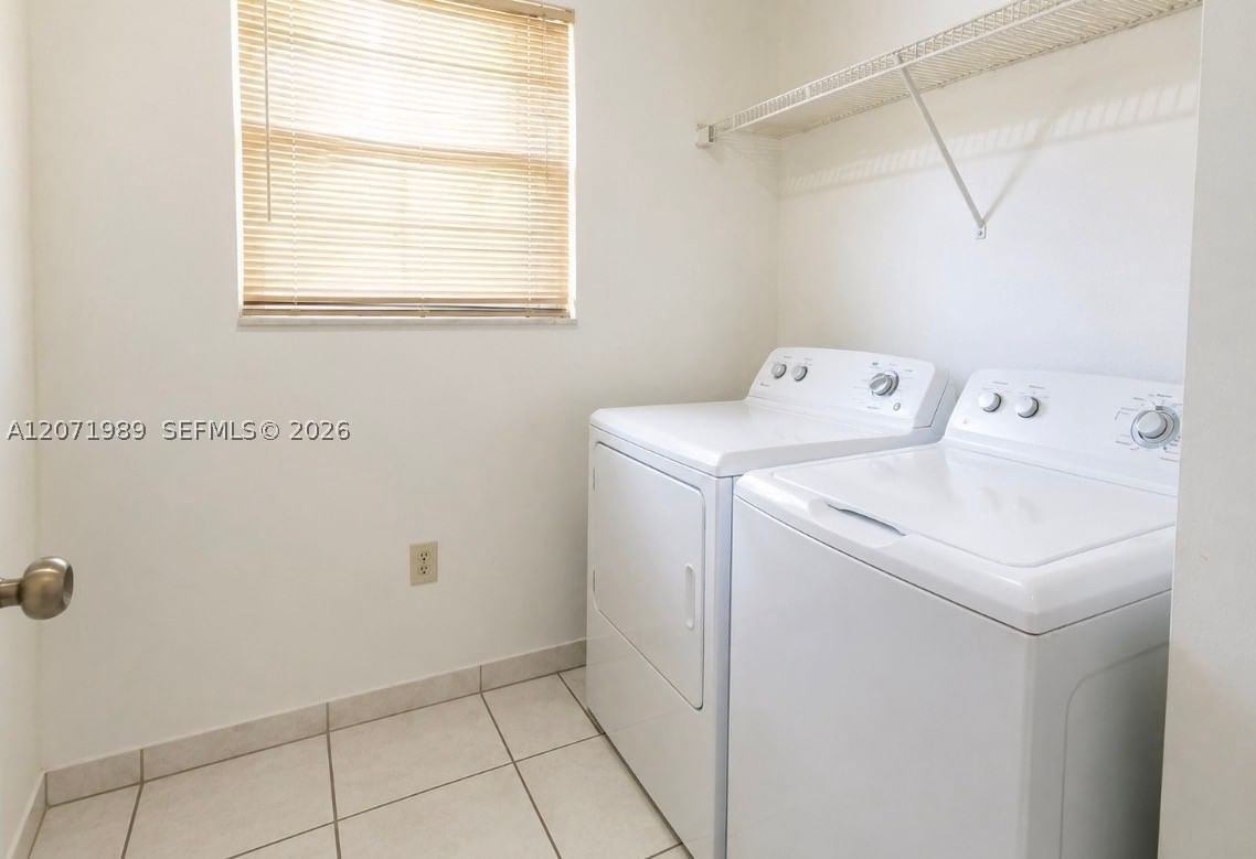 Real estate property located at 4151 112th Ct, Miami-dade, Westwood Lake, Miami, FL