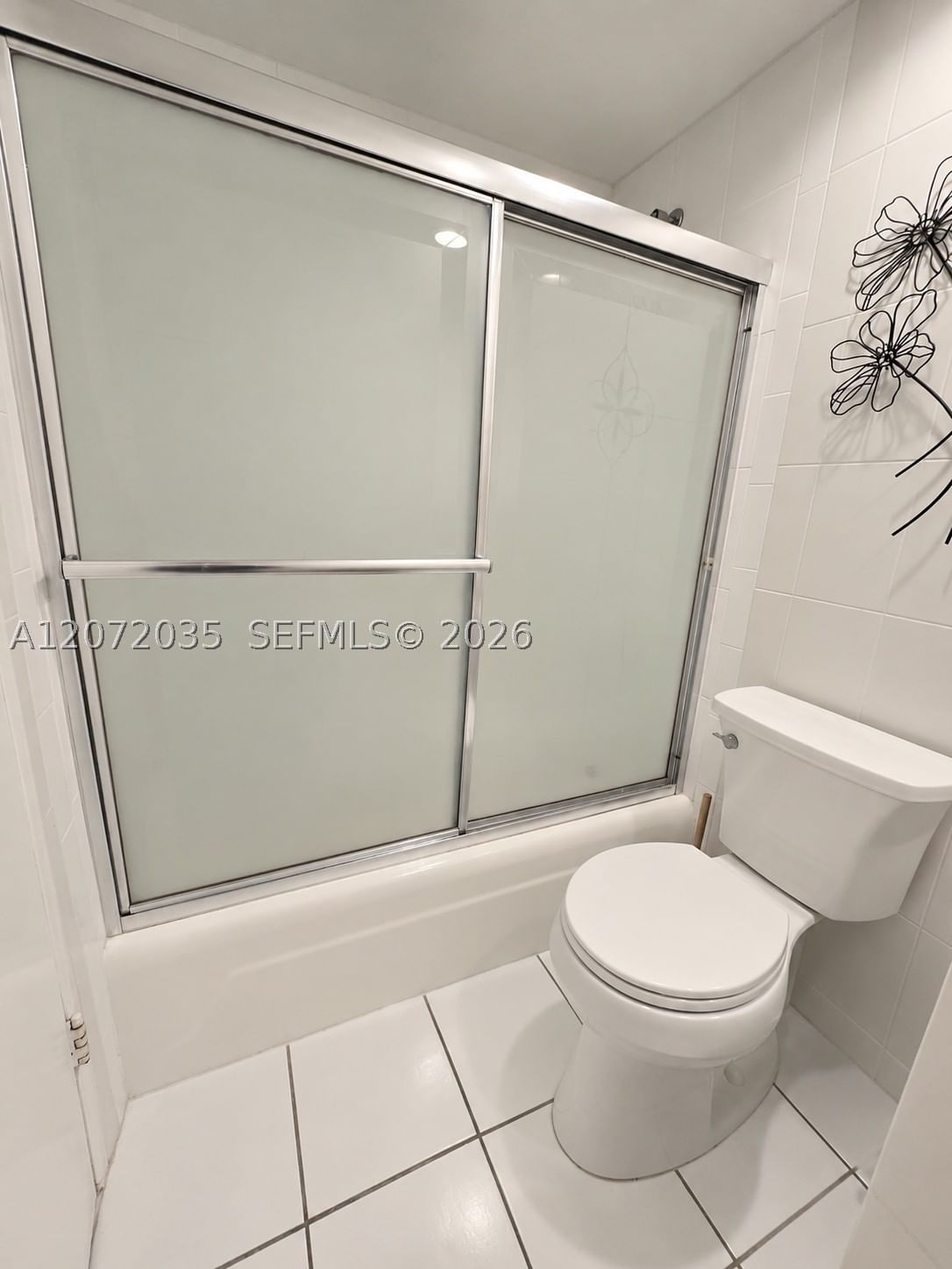 Real estate property located at 3001 Ocean Dr #649, Broward, Residences On Hollywood B, Hollywood, FL