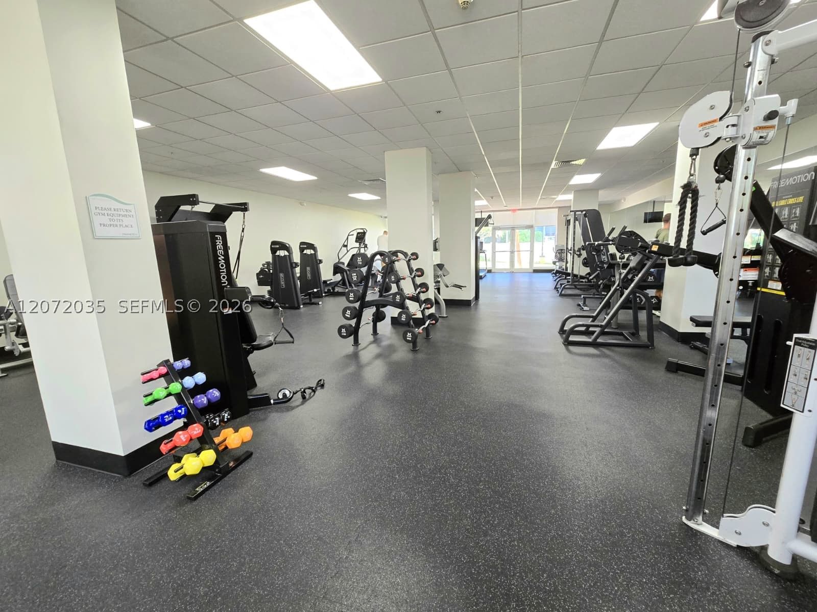 Real estate property located at 3001 Ocean Dr #649, Broward, Residences On Hollywood B, Hollywood, FL