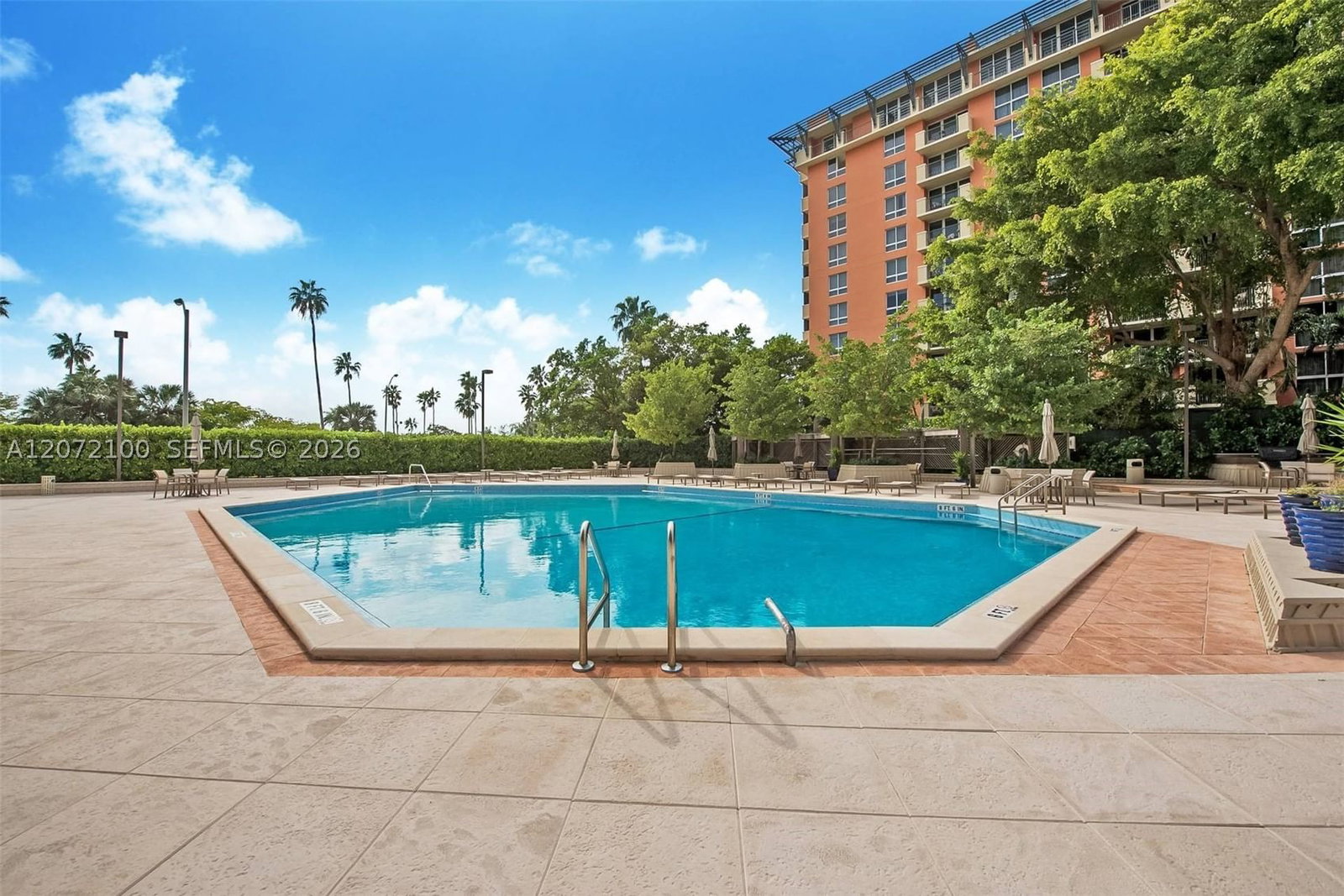 Real estate property located at 2901 Bayshore Drive #1B, Miami-dade, Yacht Harbour Condo, Miami, FL