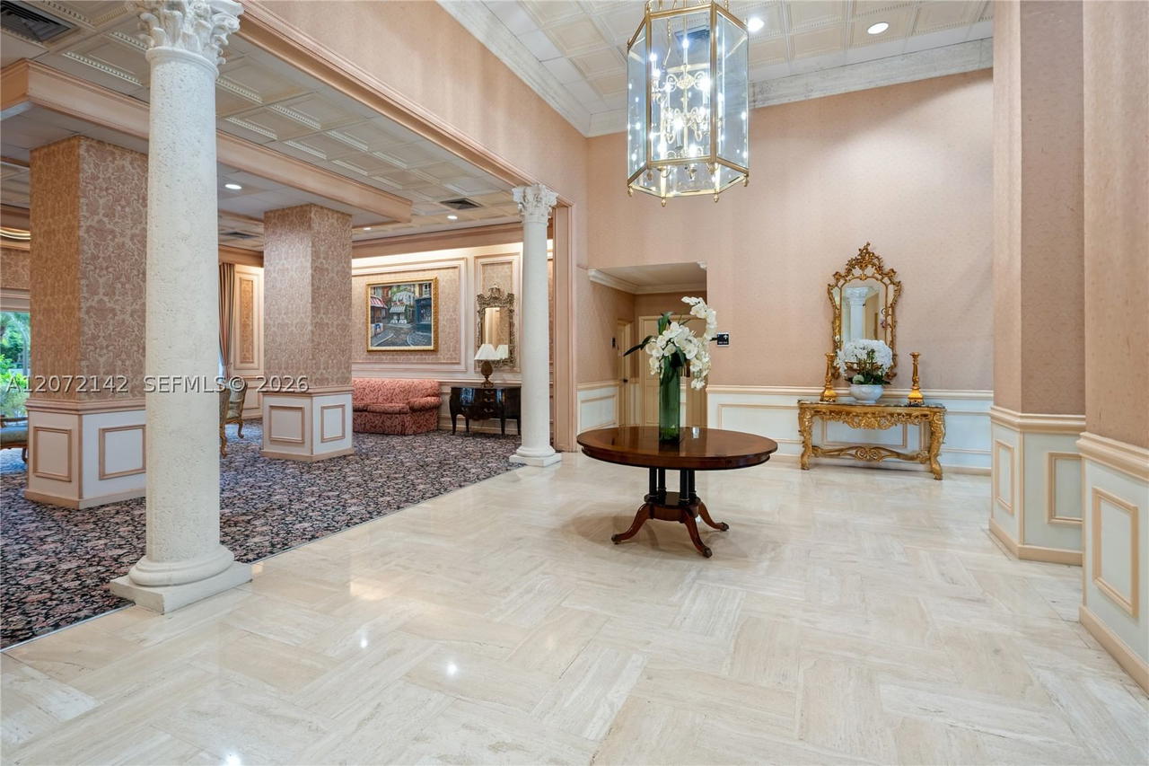 Real estate property located at 2500 Parkview Dr #1004, Broward, Olympus, Hallandale Beach, FL