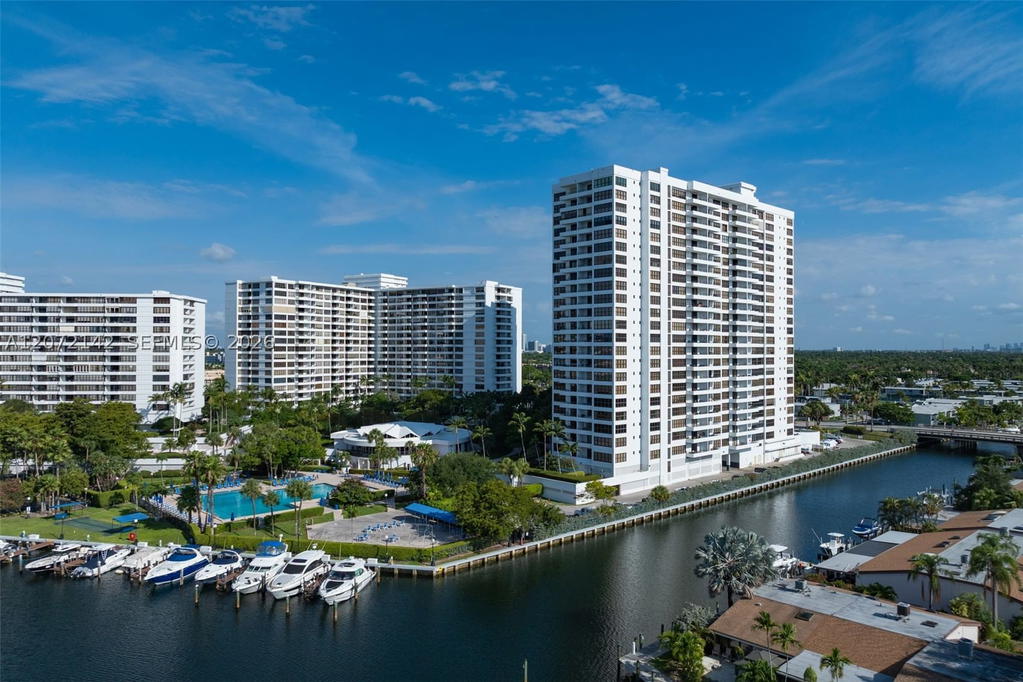 Real estate property located at 2500 Parkview Dr #1004, Broward, Olympus, Hallandale Beach, FL