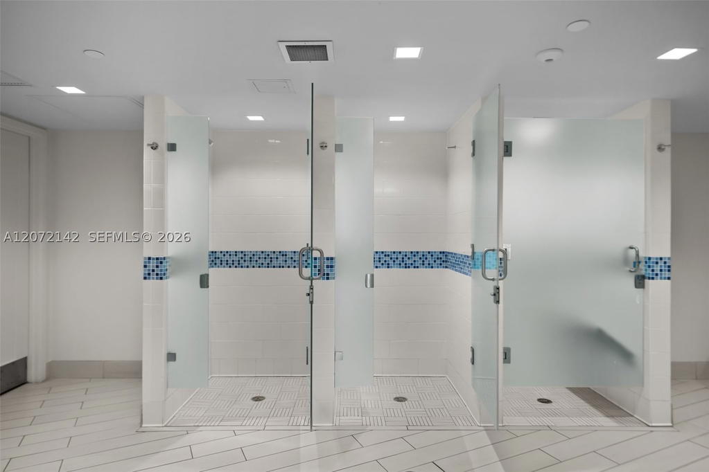 Real estate property located at 2500 Parkview Dr #1004, Broward, Olympus, Hallandale Beach, FL