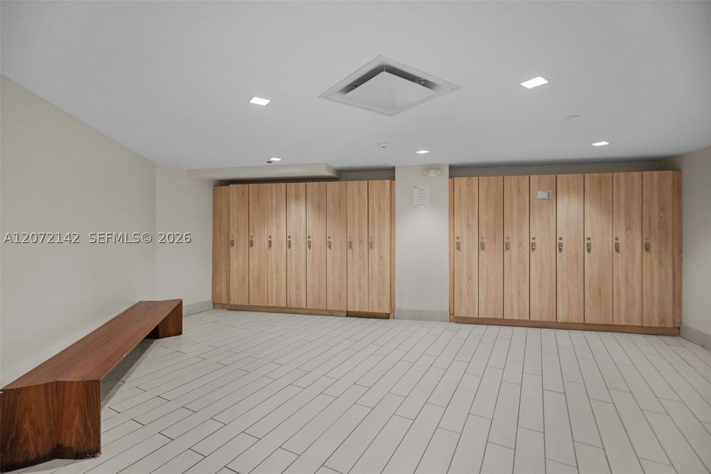 Real estate property located at 2500 Parkview Dr #1004, Broward, Olympus, Hallandale Beach, FL
