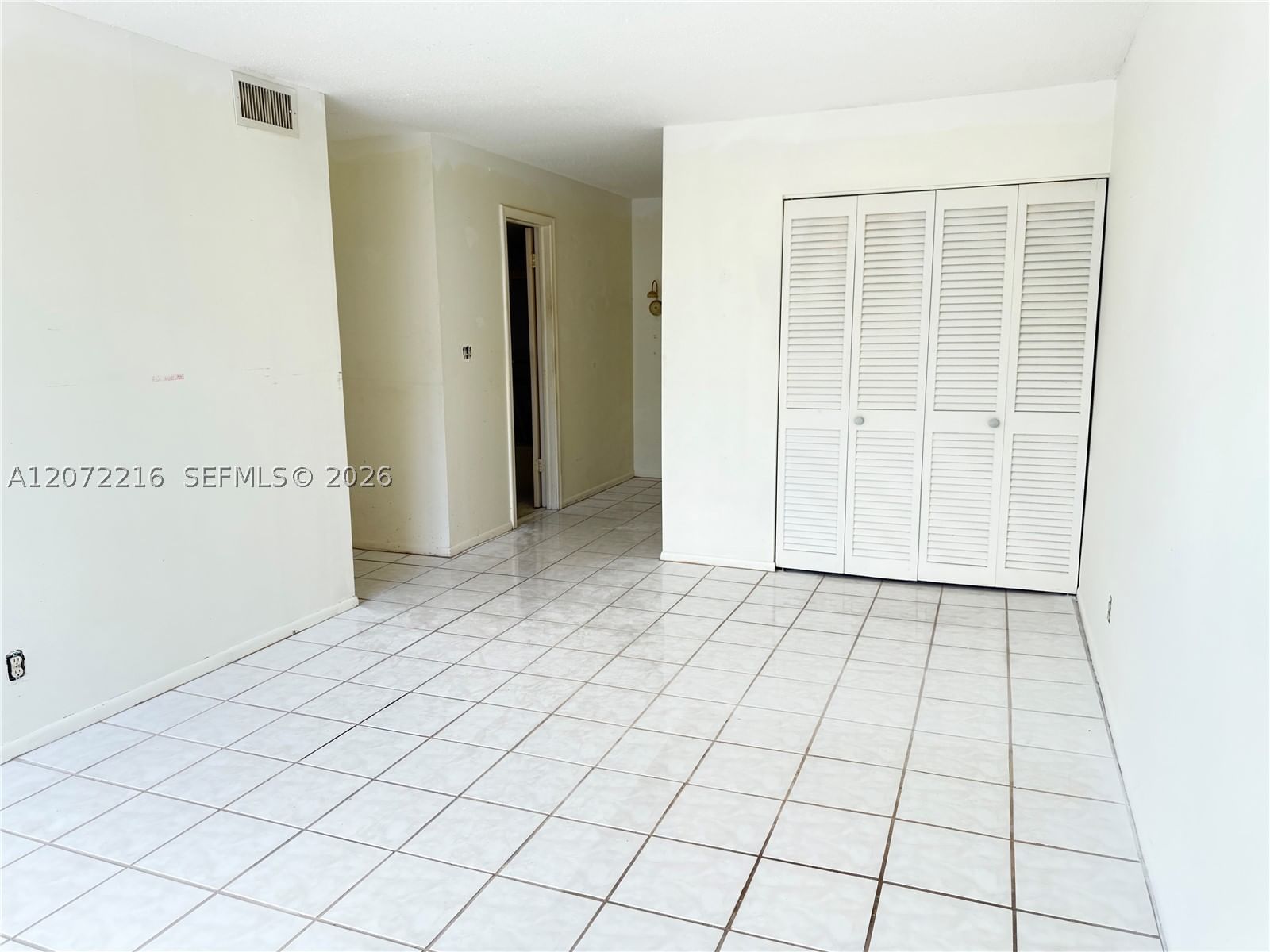 Real estate property located at 6903 Cypress Rd C26, Broward, Plantation Royal Section, Plantation, FL