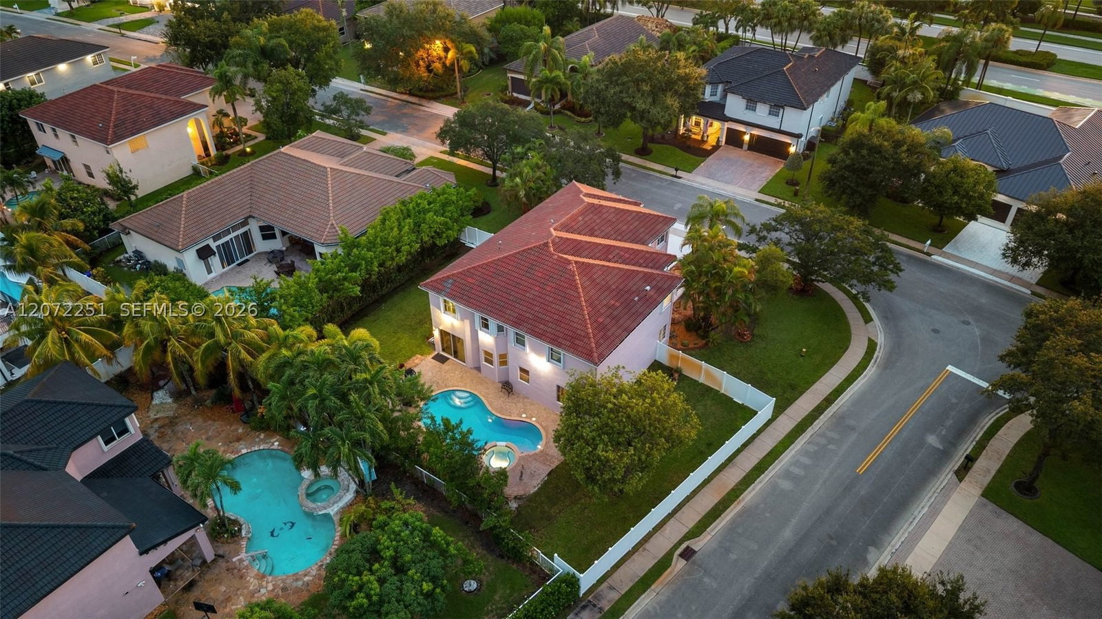 Real estate property located at 675 159th Ln, Broward, Pasadena At Pembroke Shor, Pembroke Pines, FL