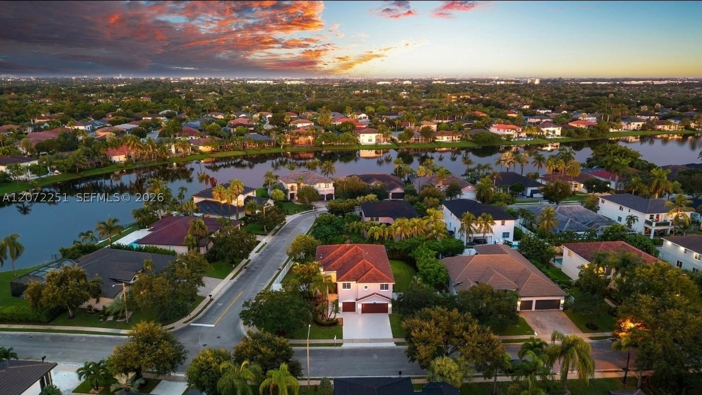 Real estate property located at 675 159th Ln, Broward, Pasadena At Pembroke Shor, Pembroke Pines, FL