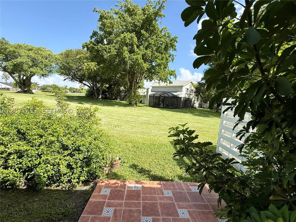 Real estate property located at 14353 150th Ter, Miami-dade, Country Walk Sec 4, Miami, FL