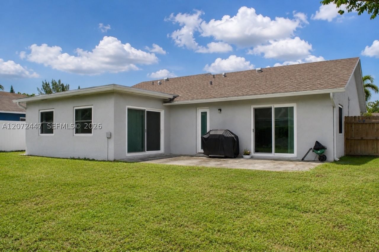 Real estate property located at 2001 87th Ave, Broward, Burnham Woods, North Lauderdale, FL