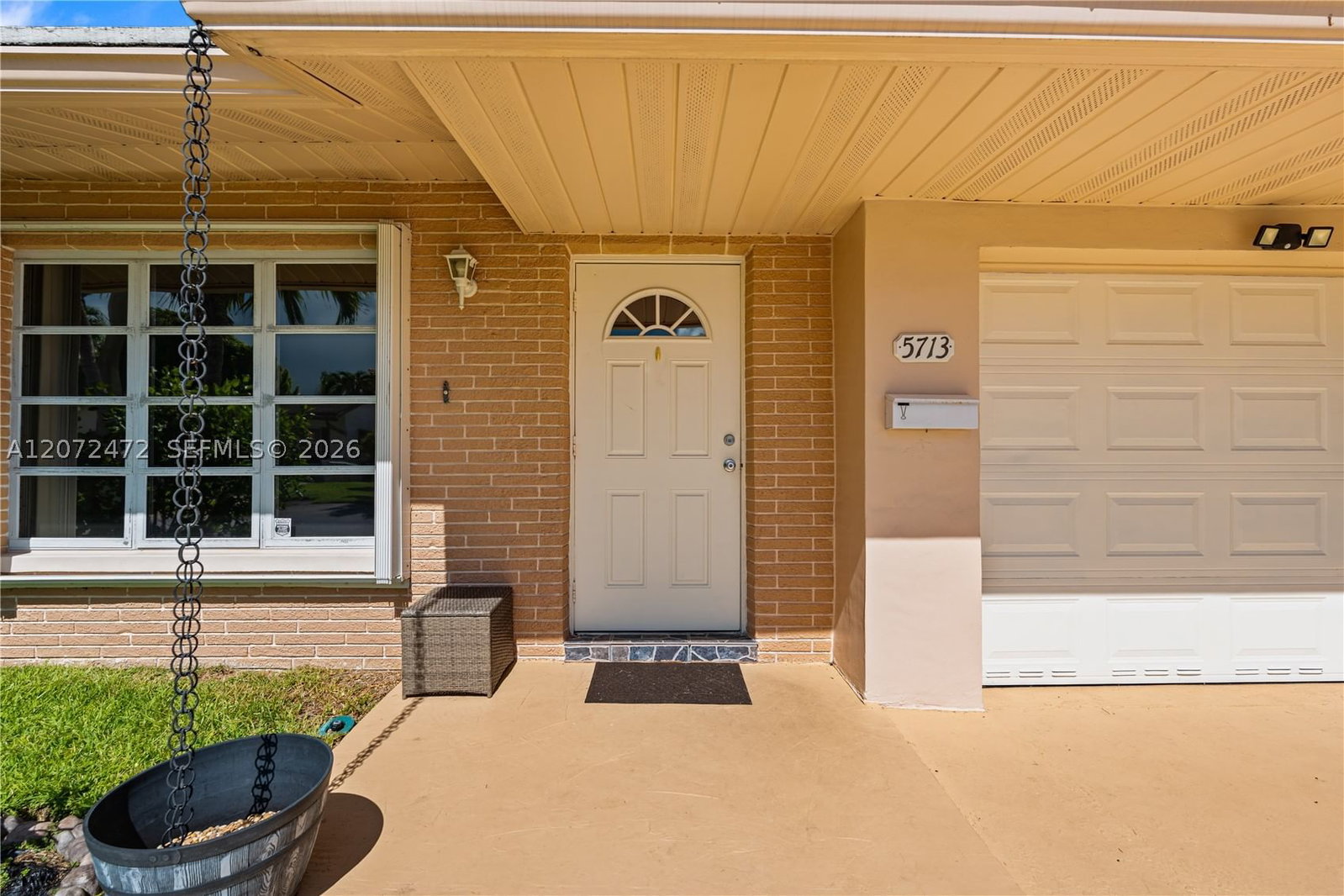 Real estate property located at 5713 68th Ter, Broward, Mainlands Of Tamarac Lake, Tamarac, FL