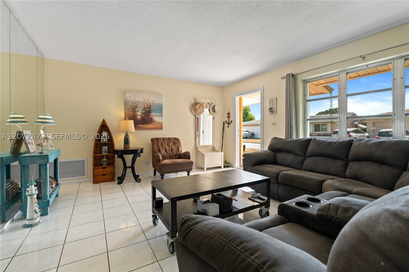 Real estate property located at 5713 68th Ter, Broward, Mainlands Of Tamarac Lake, Tamarac, FL
