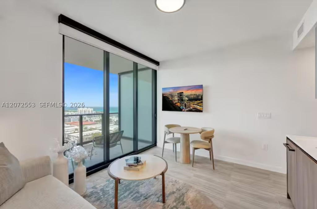 Real estate property located at 580 72nd #1713, Miami-dade, 580 72nd Street Condo, Miami Beach, FL