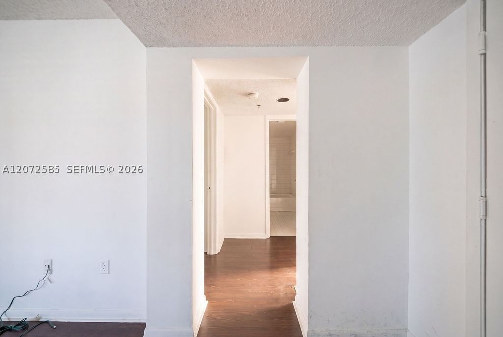Real estate property located at 771 Pine Island Rd #205, Broward, Paragon Plantation Condo, Plantation, FL