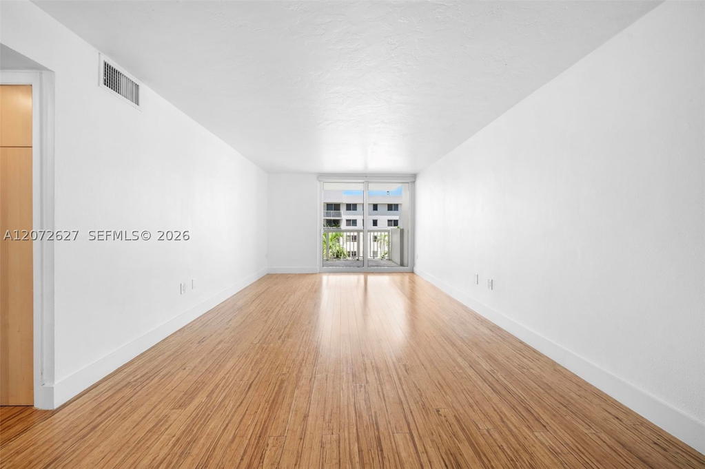 Real estate property located at 1670 Bay Rd #4B, Miami-dade, Bayside Terrace Condo, Miami Beach, FL