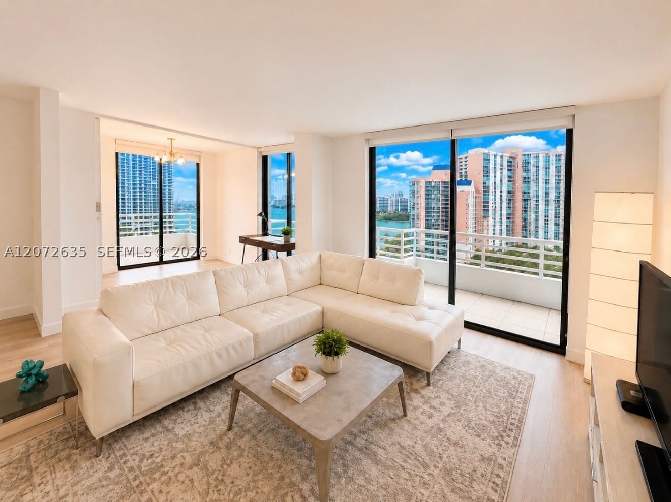 Real estate property located at 3300 192nd St #1713, Miami-dade, Parc Central Aventura Eas, Aventura, FL