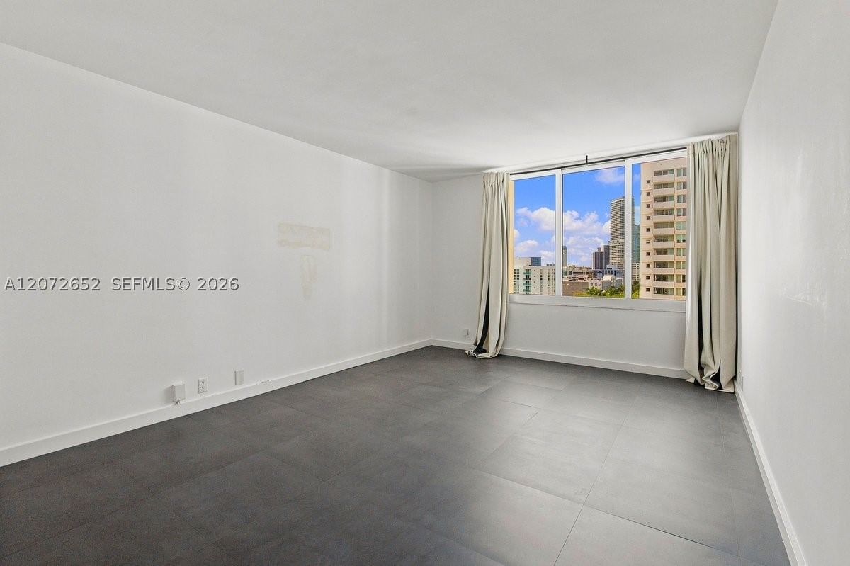 Real estate property located at 1200 West Ave #815, Miami-dade, Mirador 1200 Condo, Miami Beach, FL
