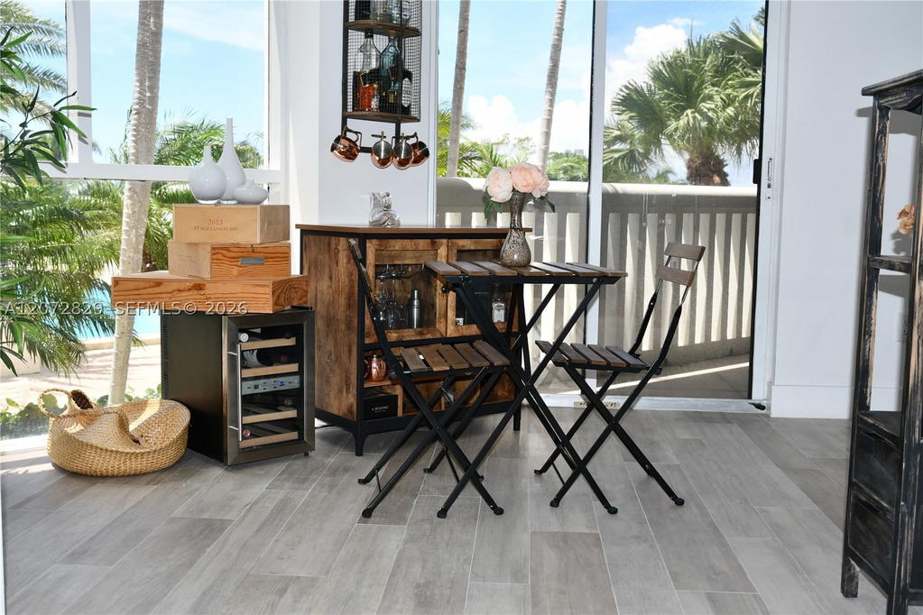 Real estate property located at 1000 Island Blvd #303, Miami-dade, 1000 Williams Island, Aventura, FL