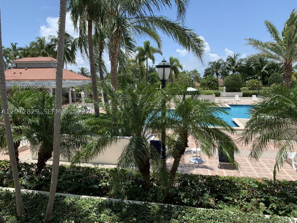 Real estate property located at 1000 Island Blvd #303, Miami-dade, 1000 Williams Island, Aventura, FL