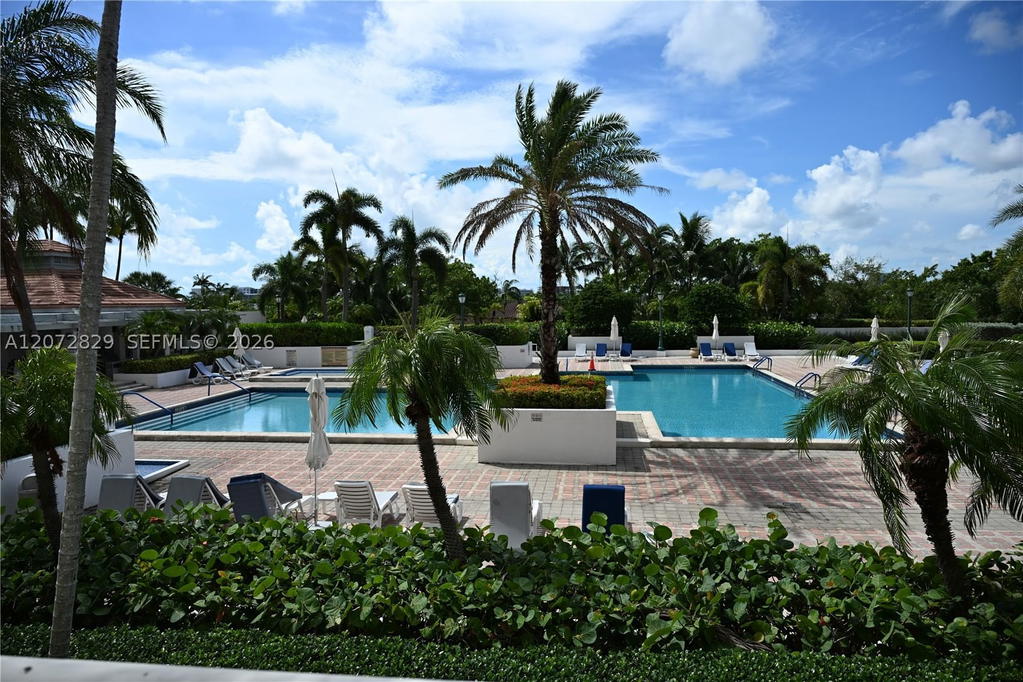 Real estate property located at 1000 Island Blvd #303, Miami-dade, 1000 Williams Island, Aventura, FL