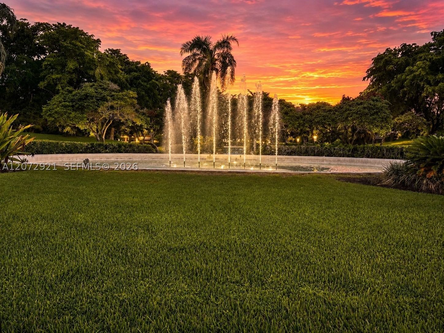Real estate property located at 5700 White Hickory Cir, Broward, Woodlands Sec Five, Tamarac, FL