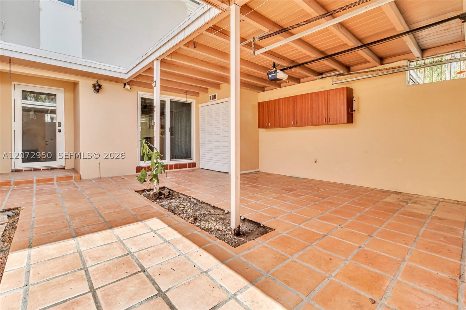 Real estate property located at 7407 Big Cypress Dr, Miami-dade, Miami Lakes Golf Course V, Miami Lakes, FL