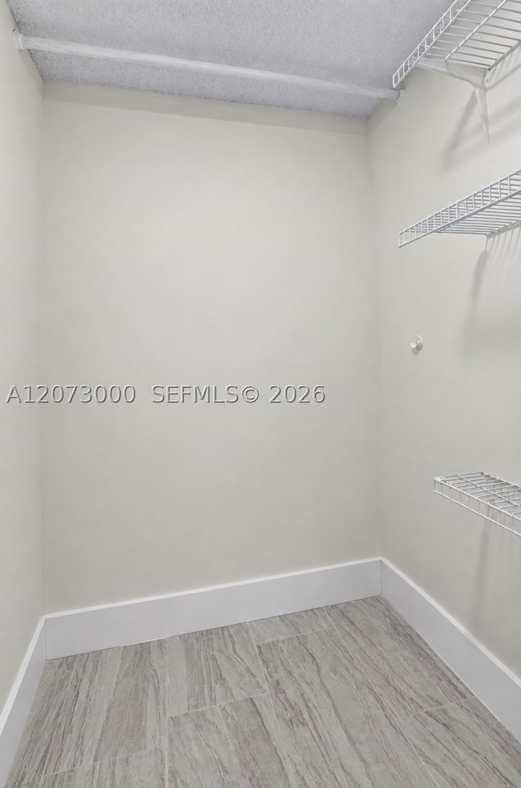 Real estate property located at 199 12th Ave #415B, Miami-dade, Presidential Corners Cond, Miami, FL