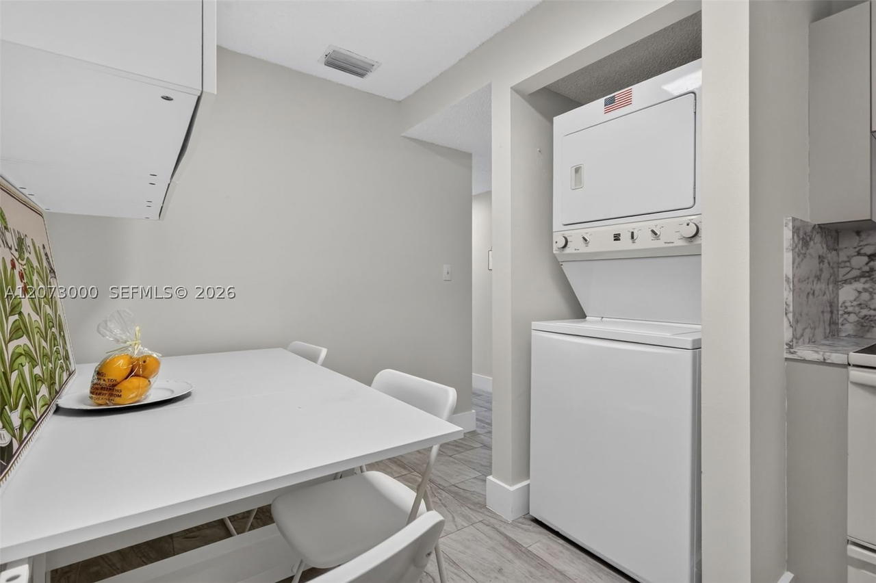 Real estate property located at 199 12th Ave #415B, Miami-dade, Presidential Corners Cond, Miami, FL