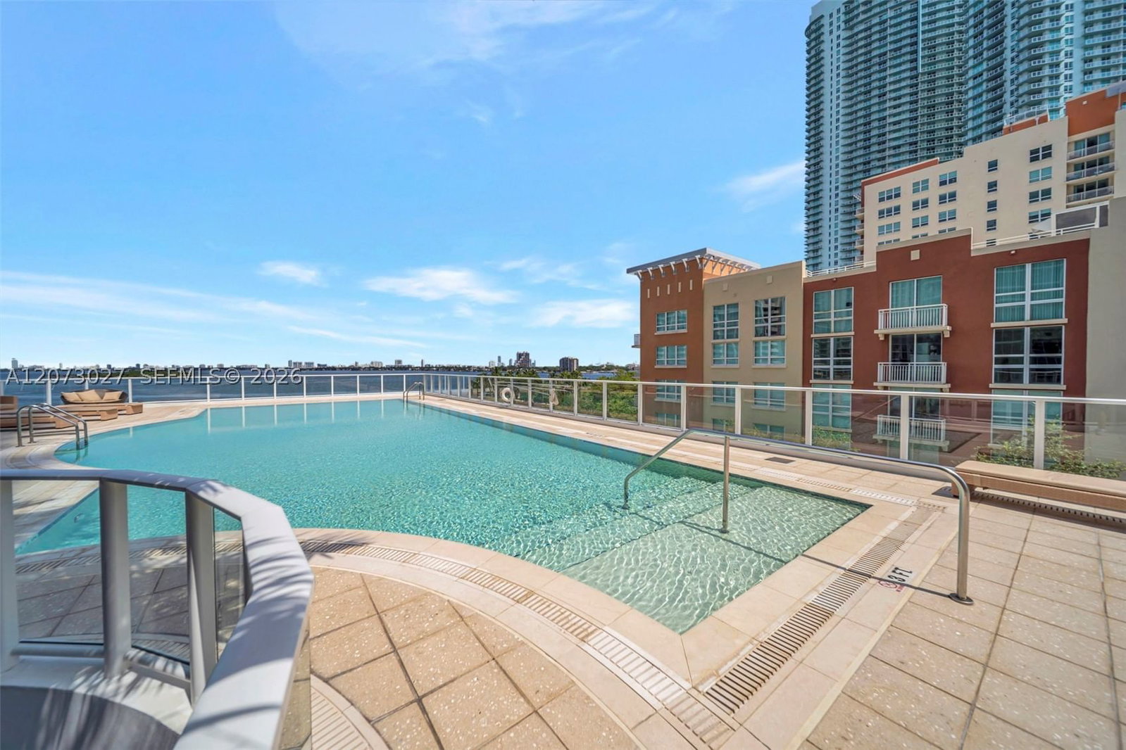 Real estate property located at 2020 Bayshore Dr #708, Miami-dade, Paramount Bay Condo, Miami, FL