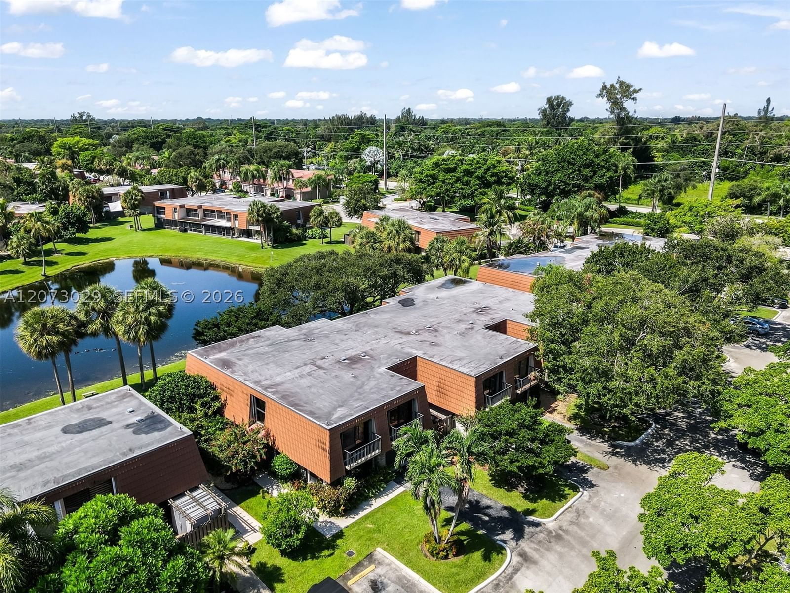 Real estate property located at 11112 Harmony Lake Cir, Broward, Village At Harmony Lake, Davie, FL
