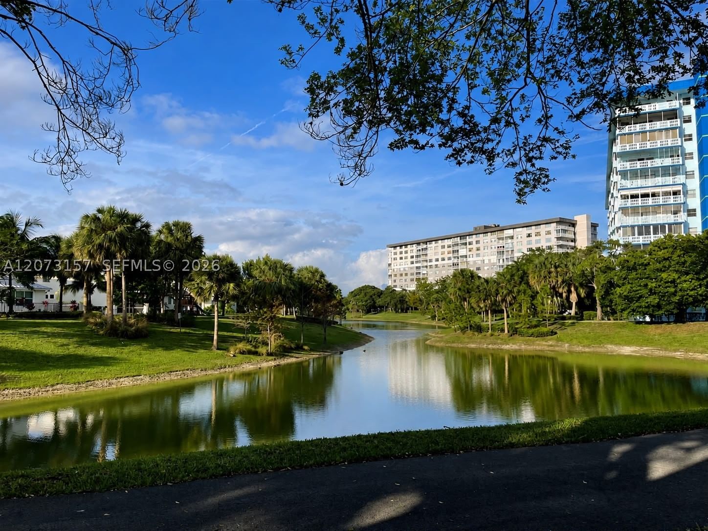 Real estate property located at 3800 Hillcrest Dr #315, Broward, Hillcrest East No 25 Cond, Hollywood, FL