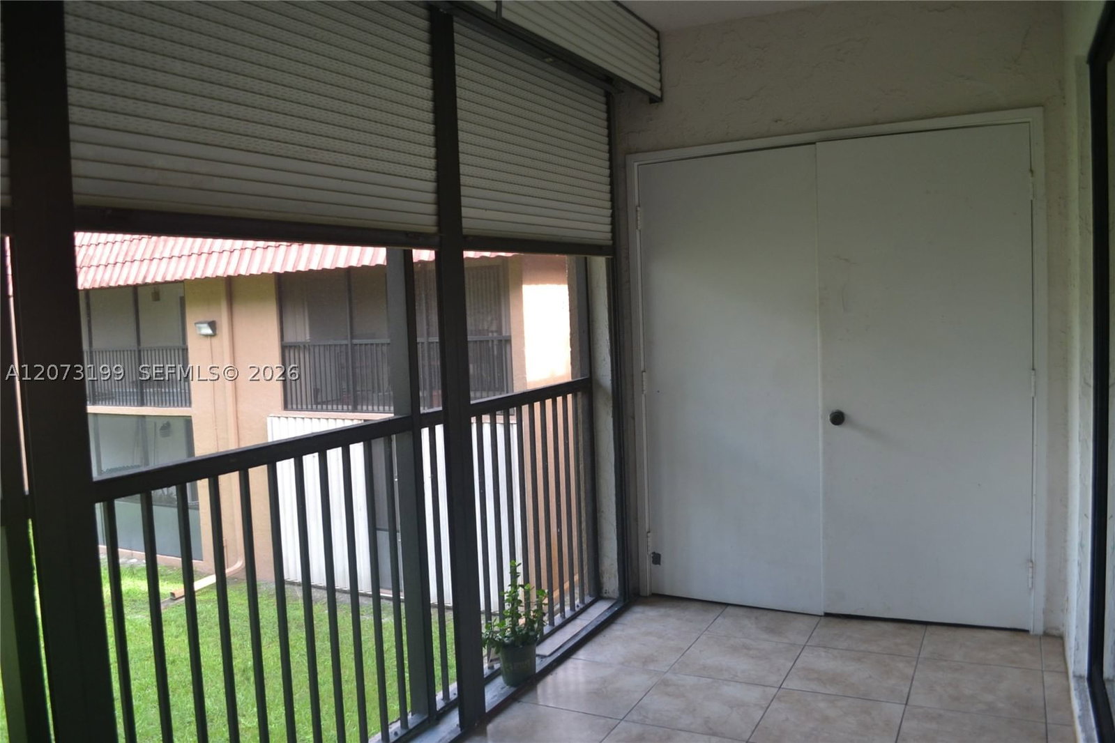 Real estate property located at 8601 34th Pl A208, Broward, Pines Of Springtree, Sunrise, FL