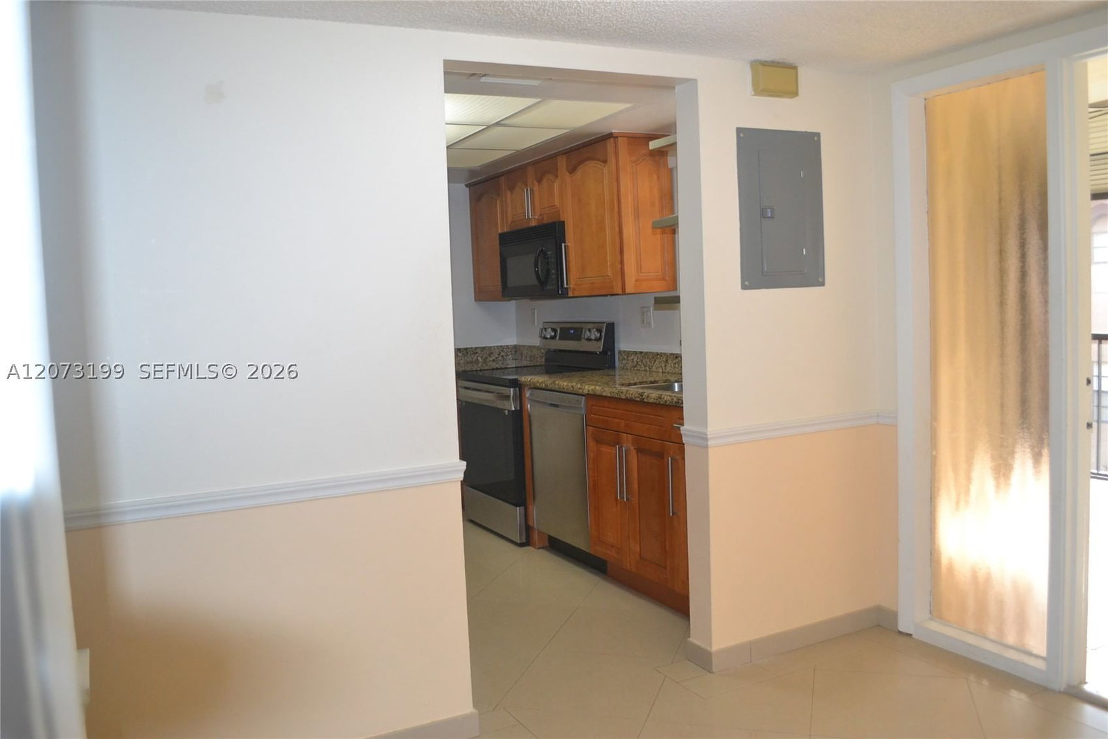 Real estate property located at 8601 34th Pl A208, Broward, Pines Of Springtree, Sunrise, FL