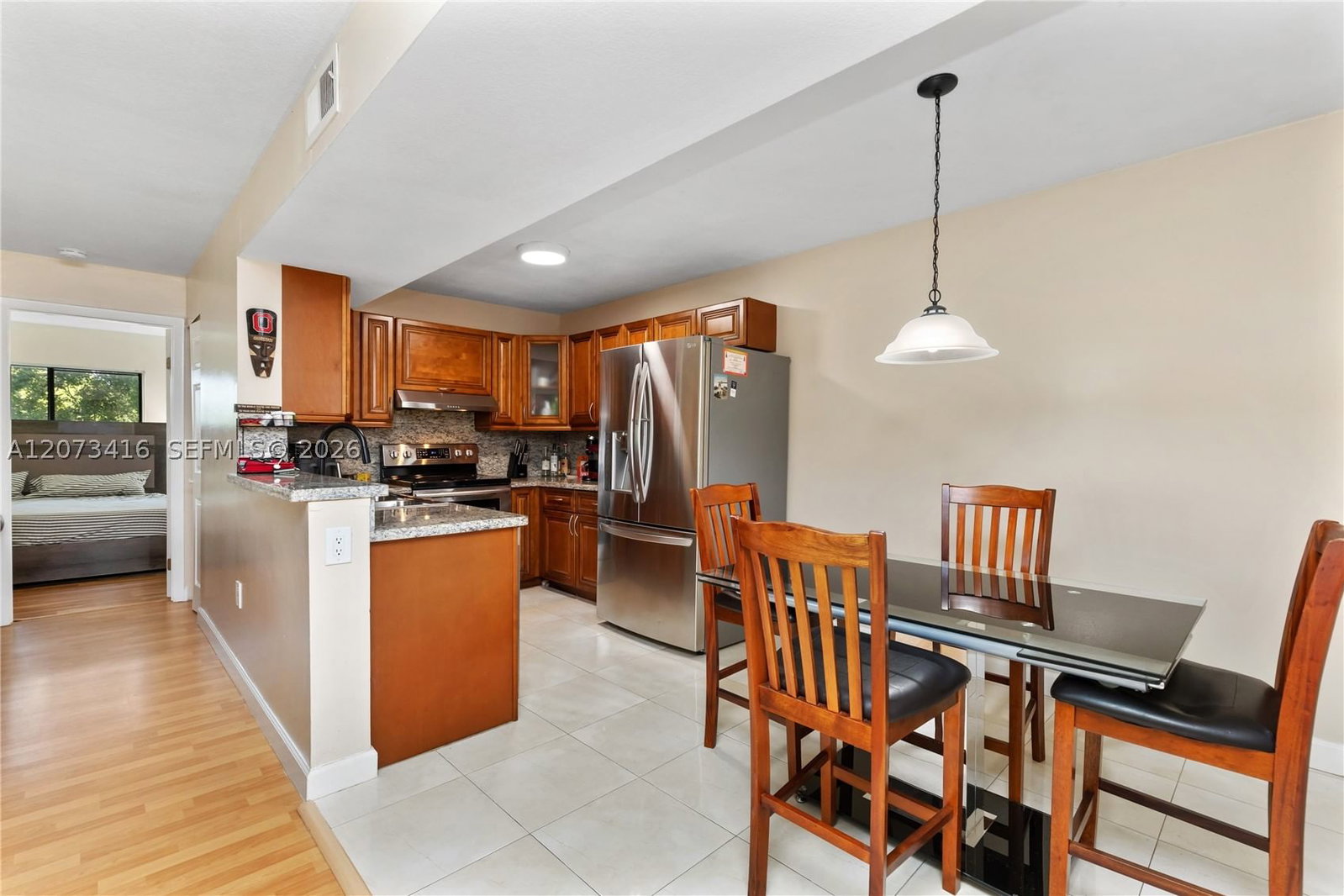 Real estate property located at 400 Palm Cir W #208, Broward, Palms Of Pembroke Condo, Pembroke Pines, FL