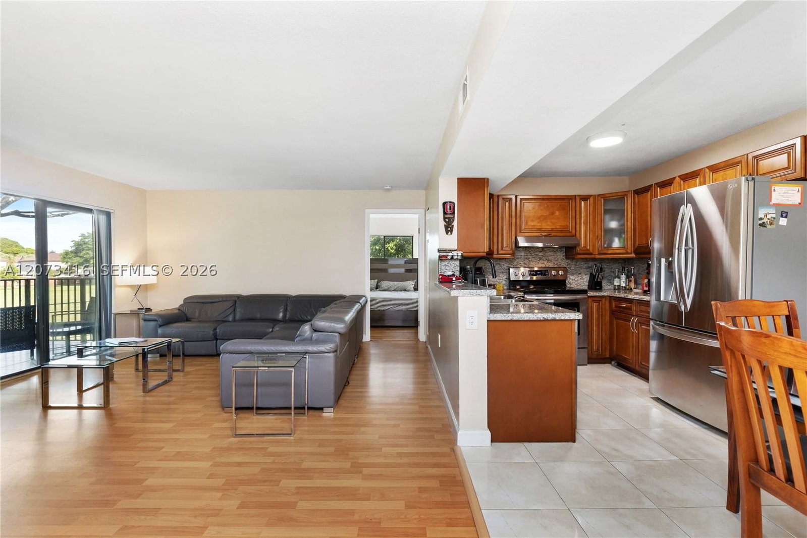 Real estate property located at 400 Palm Cir W #208, Broward, Palms Of Pembroke Condo, Pembroke Pines, FL