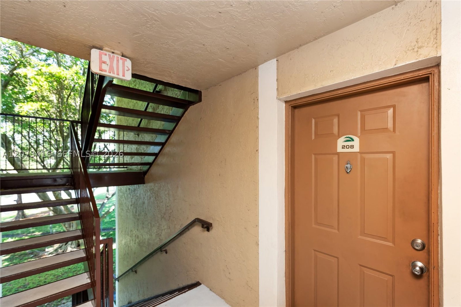 Real estate property located at 400 Palm Cir W #208, Broward, Palms Of Pembroke Condo, Pembroke Pines, FL