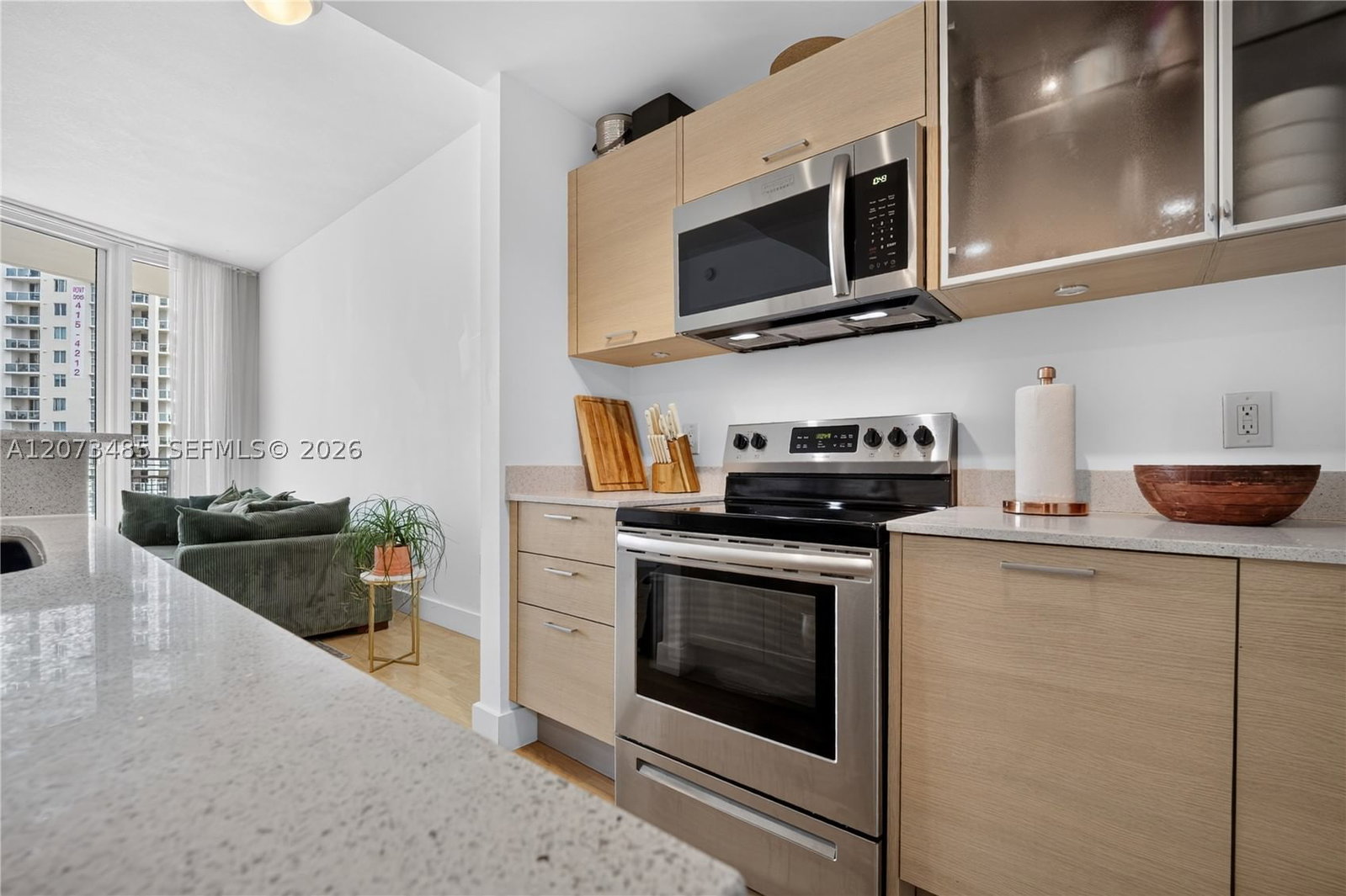 Real estate property located at 350 24th St #1405, Miami-dade, City 24 Condo, Miami, FL