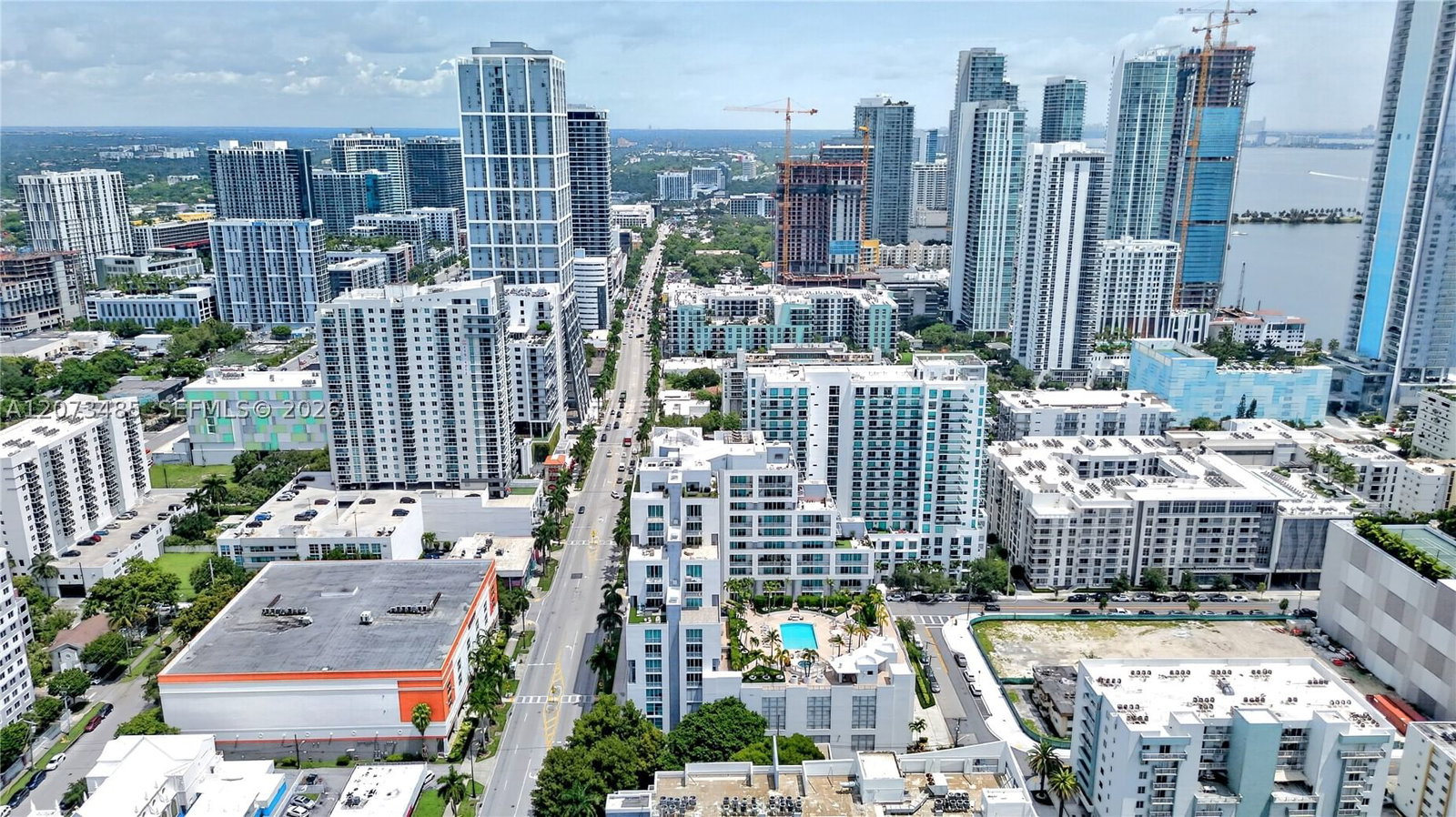Real estate property located at 350 24th St #1405, Miami-dade, City 24 Condo, Miami, FL