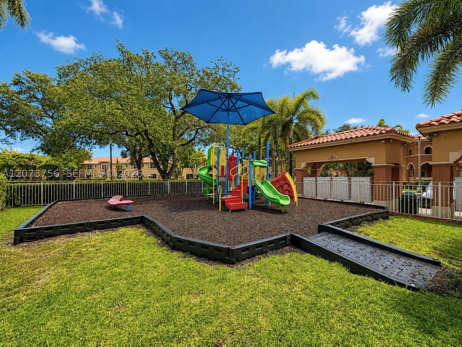 Real estate property located at 4927 Windward Way #4401, Broward, Villas At Harbor Isles Co, Dania Beach, FL