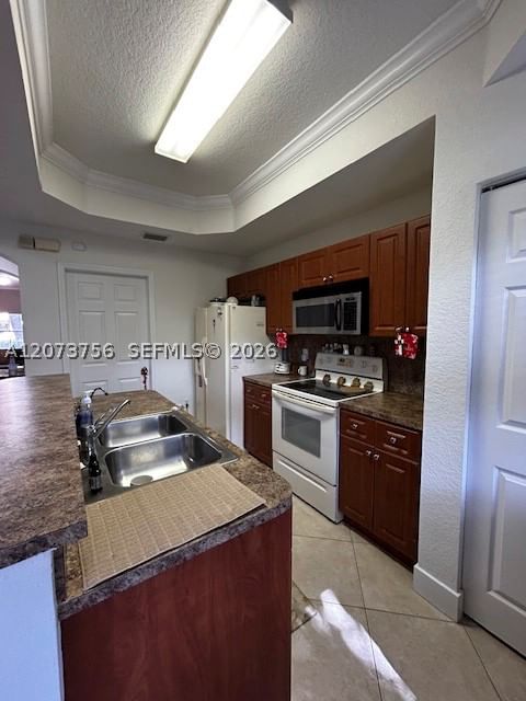 Real estate property located at 4927 Windward Way #4401, Broward, Villas At Harbor Isles Co, Dania Beach, FL