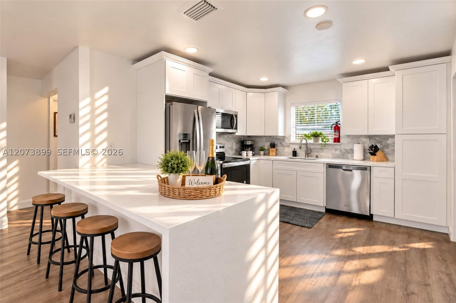 Real estate property located at 510 24th Ave, Broward, Ocean Breeze Gardens Resu, Hollywood, FL