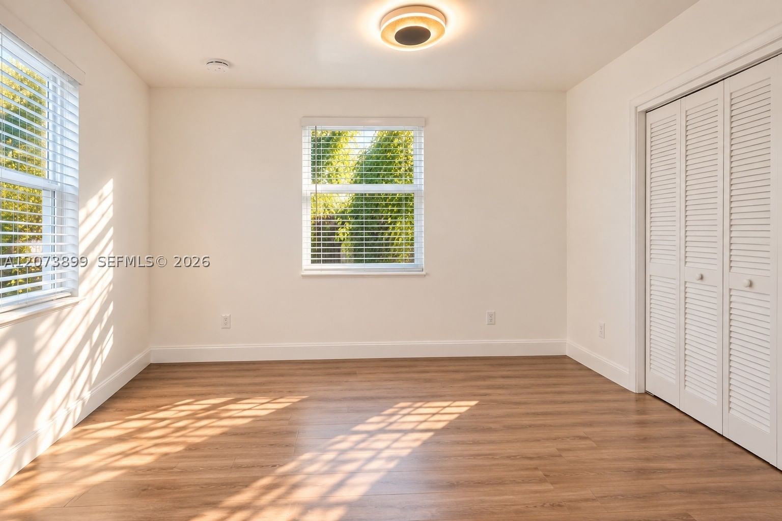 Real estate property located at 510 24th Ave, Broward, Ocean Breeze Gardens Resu, Hollywood, FL