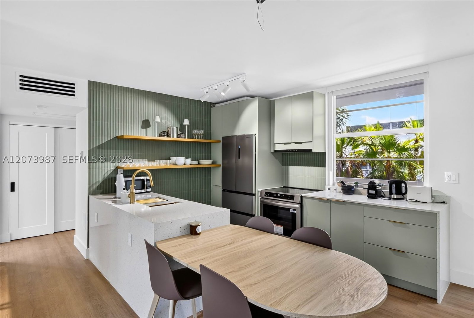 Real estate property located at 301 Ocean Dr #201, Miami-dade, Ocean Park Condominium In, Miami Beach, FL