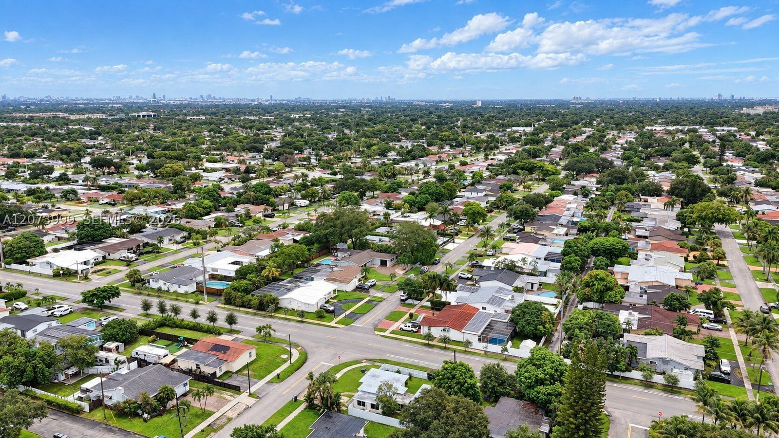 Real estate property located at 5518 Mckinley St, Broward, Hollywood Hills Amen Plat, Hollywood, FL