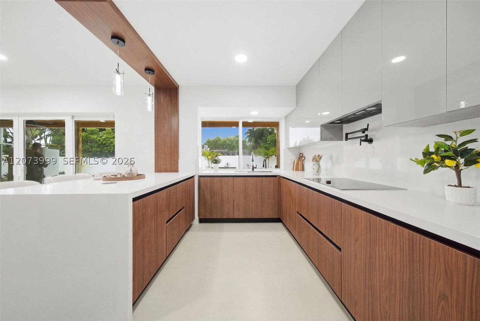 Real estate property located at 5518 Mckinley St, Broward, Hollywood Hills Amen Plat, Hollywood, FL