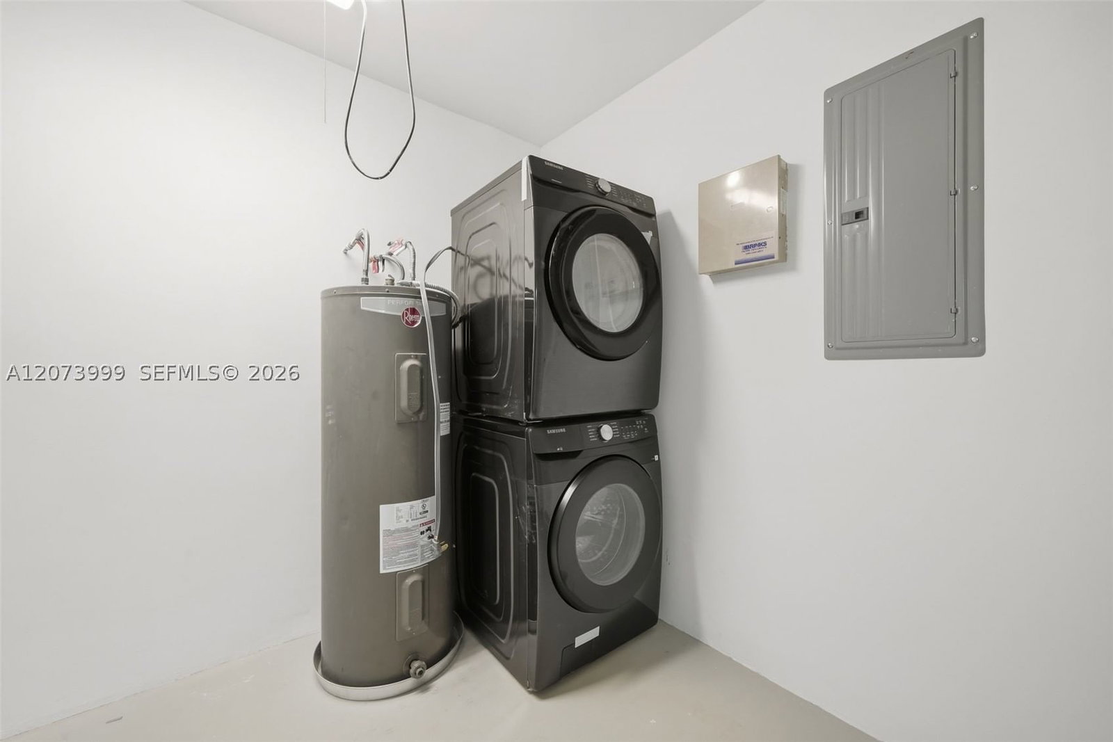 Real estate property located at 5518 Mckinley St, Broward, Hollywood Hills Amen Plat, Hollywood, FL