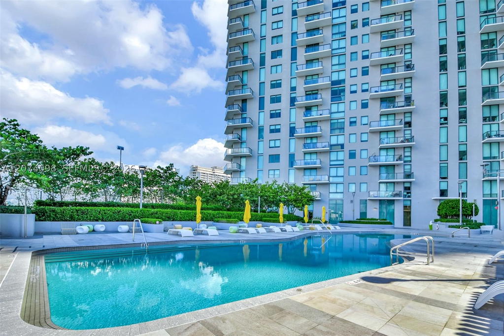 Real estate property located at 501 31st St #2310, Miami-dade, Paraiso Bayviews Condo, Miami, FL