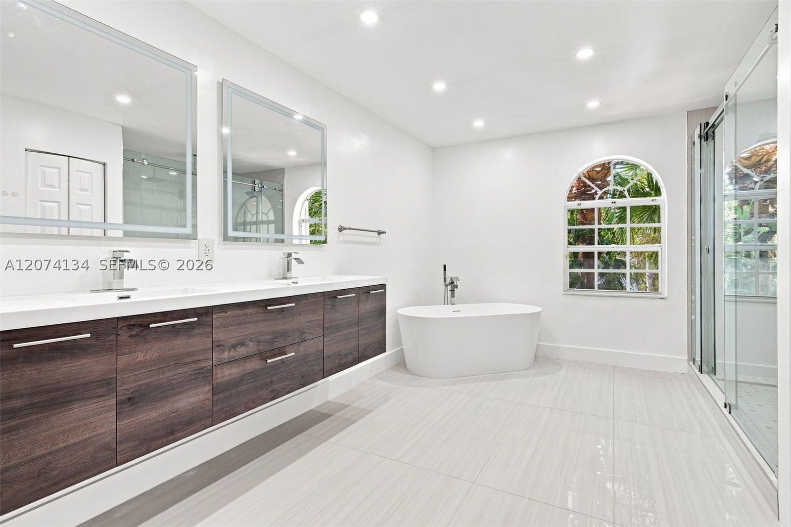 Real estate property located at 15854 14th Ct, Broward, Grove Place, Pembroke Pines, FL