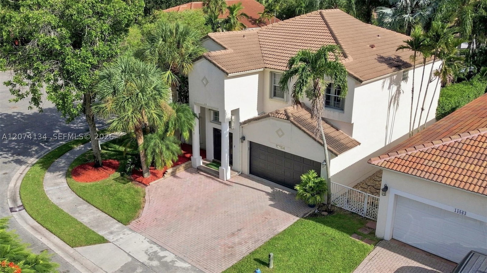 Real estate property located at 15854 14th Ct, Broward, Grove Place, Pembroke Pines, FL