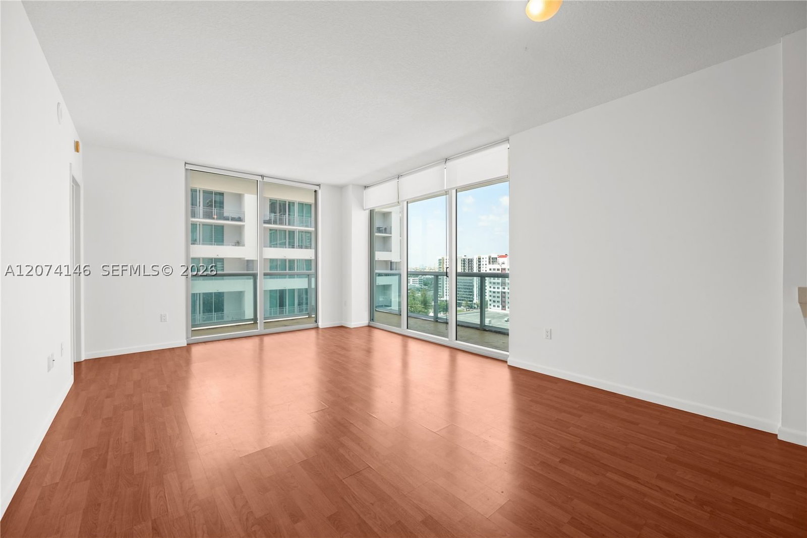 Real estate property located at 333 24th St #1401, Miami-dade, Gallery Art Condo, Miami, FL