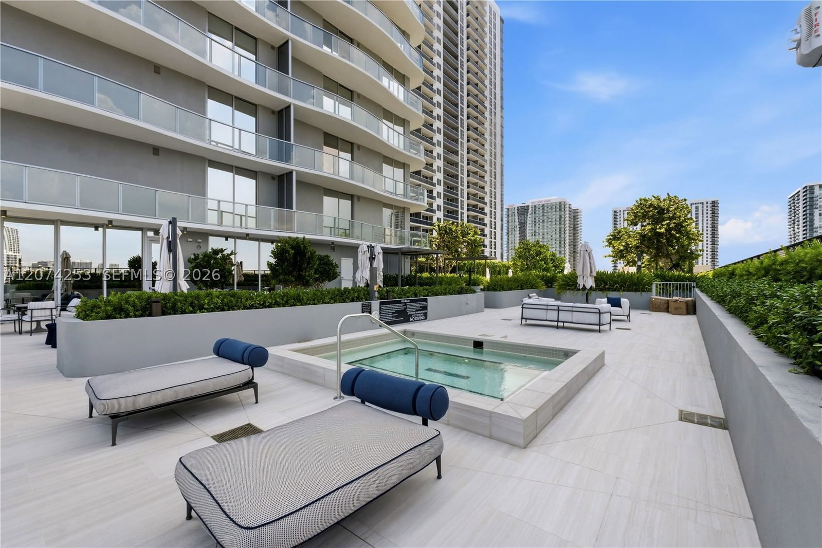 Real estate property located at 1400 Biscayne Blvd #3201, Miami-dade, Casa Bella Residences, Miami, FL